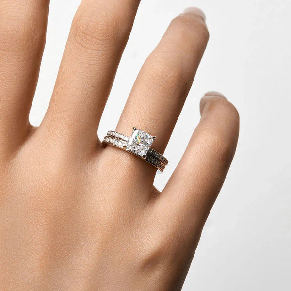 Moissanite Ring 2ct