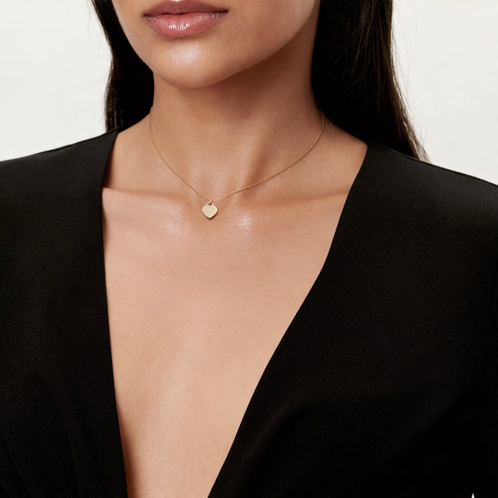 Minimal Gold Pendant Necklace