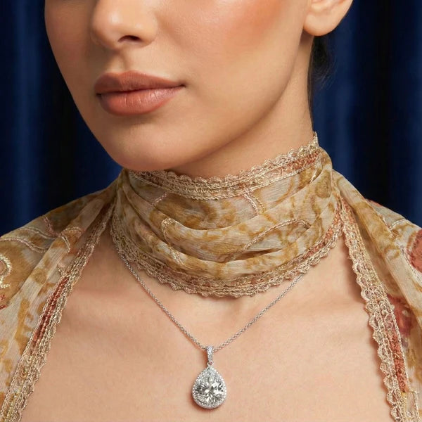 Star Pendant Necklace
