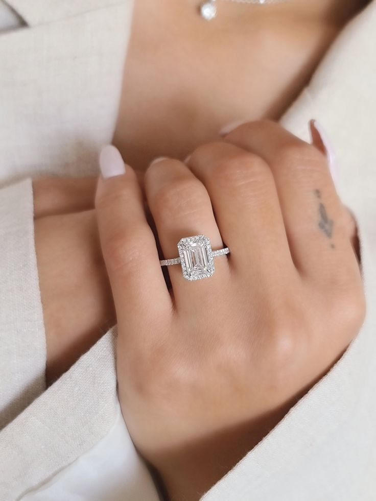 Luxe Ring 2ct