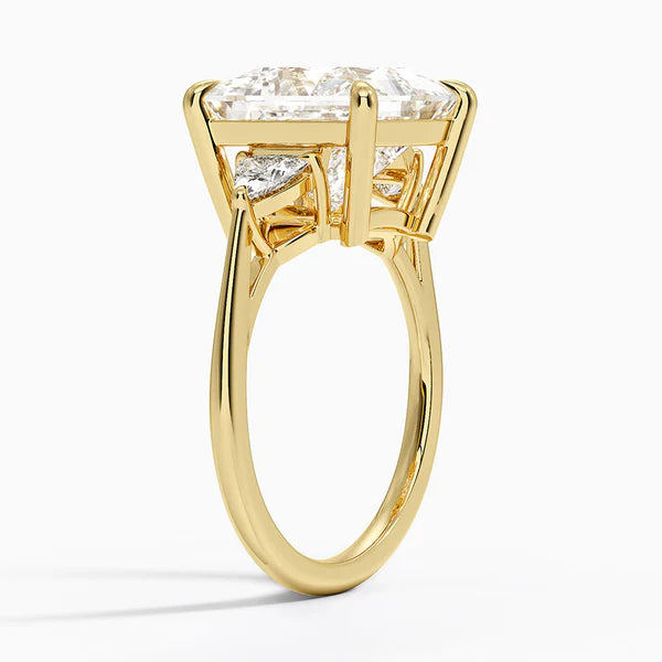 Princess cut Three Stones Ring