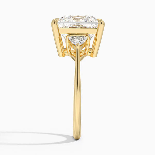 Princess cut Three Stones Ring