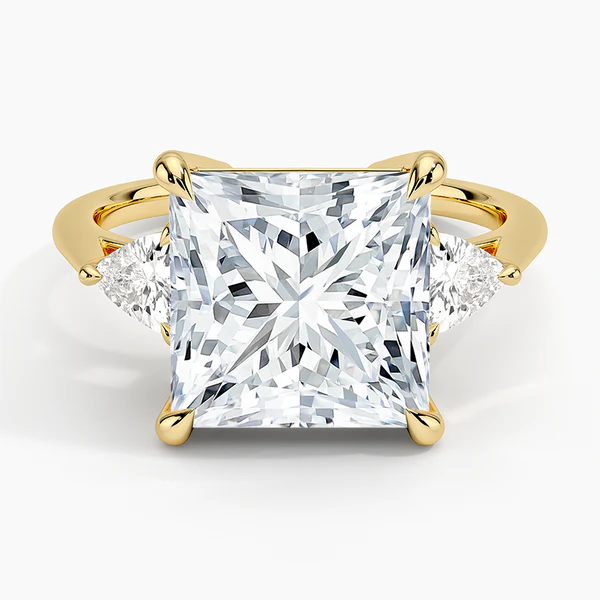 Princess cut Three Stones Ring