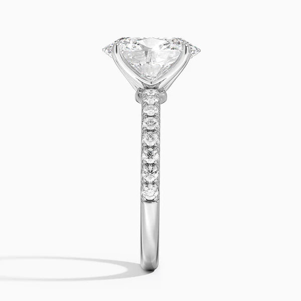 Oval Moissanite Engagement Rings