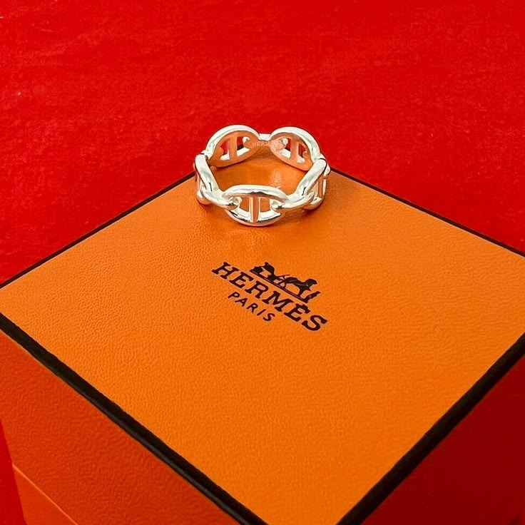 Uni Ring