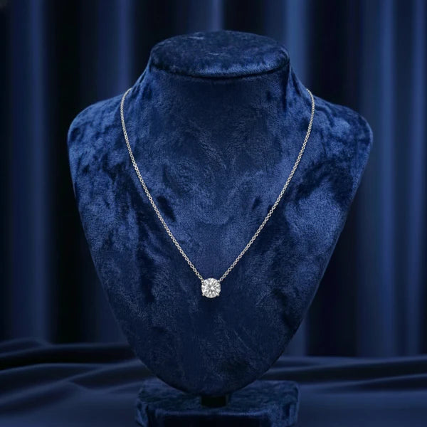 Solitaire Brillinat Cut Necklace