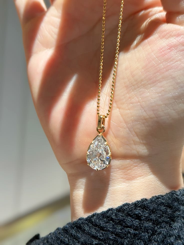 Teardrop Necklace