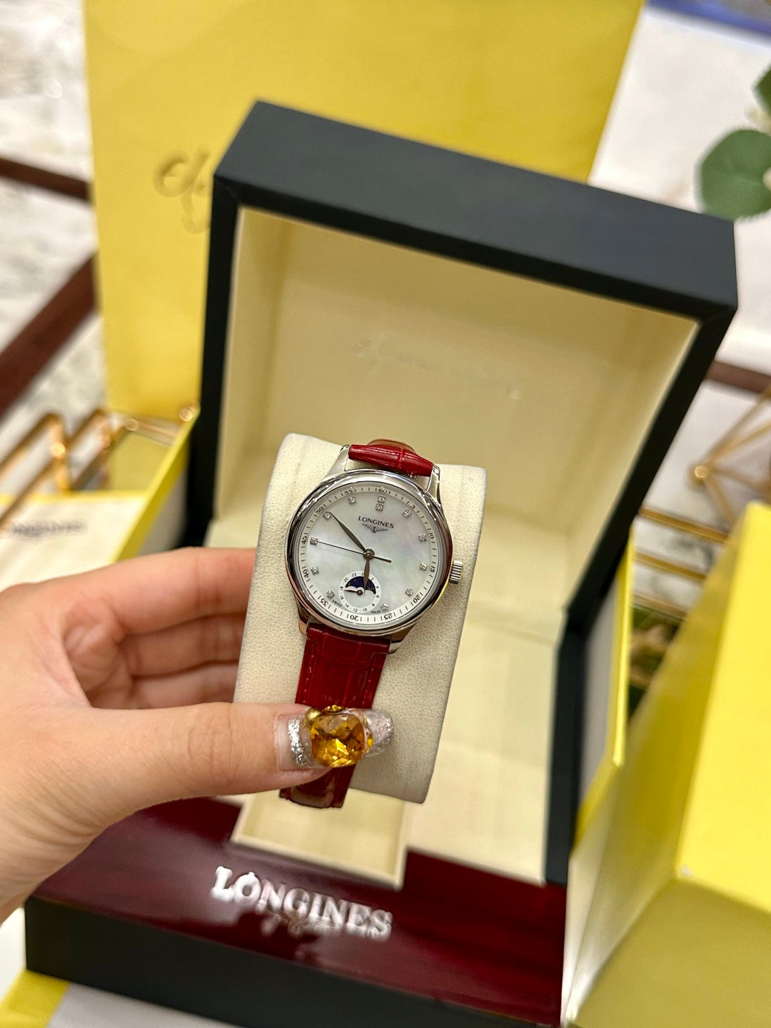 Luna Pearl Moonphase Crocodile Leather Watch