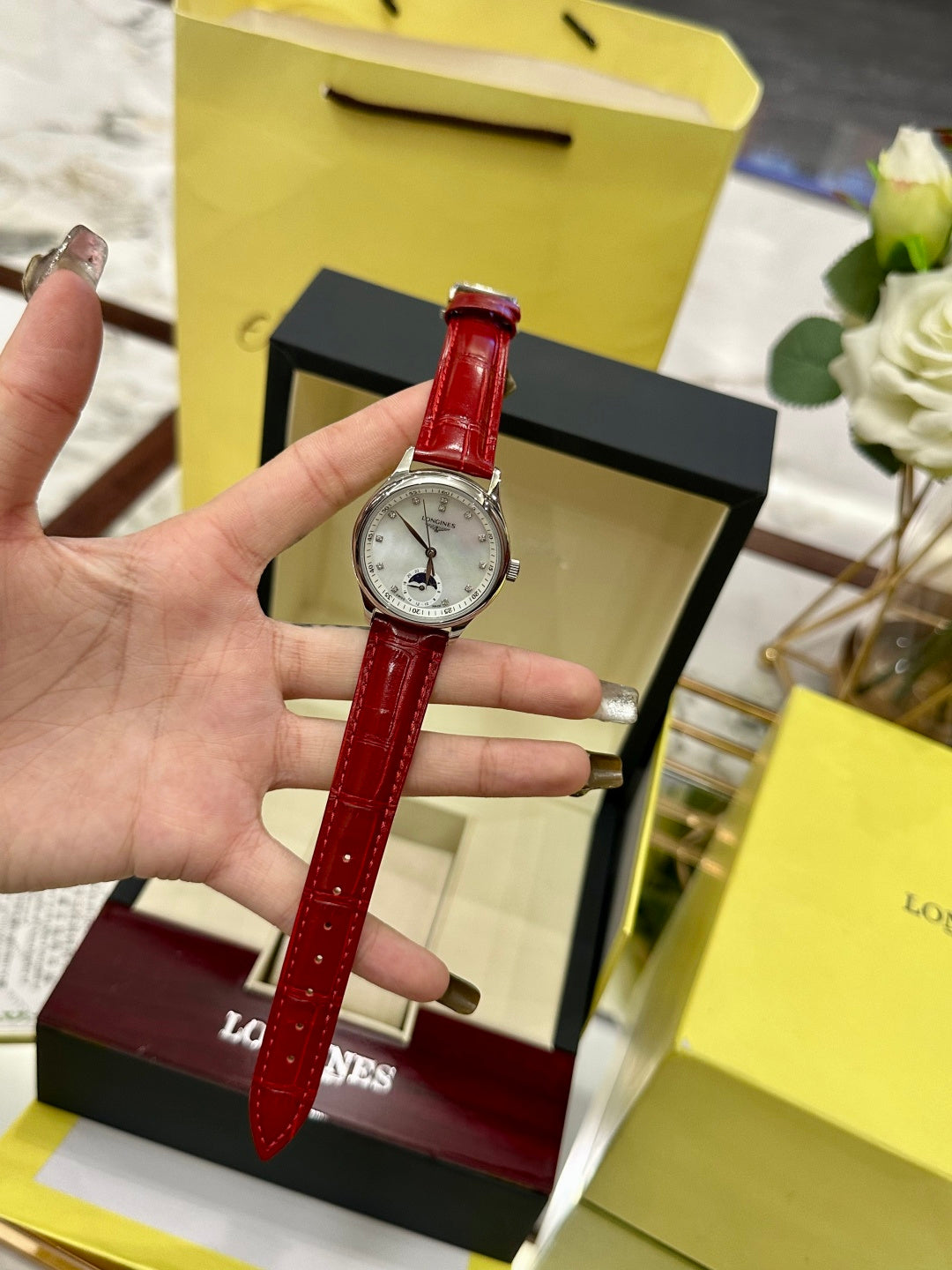 Luna Pearl Moonphase Crocodile Leather Watch