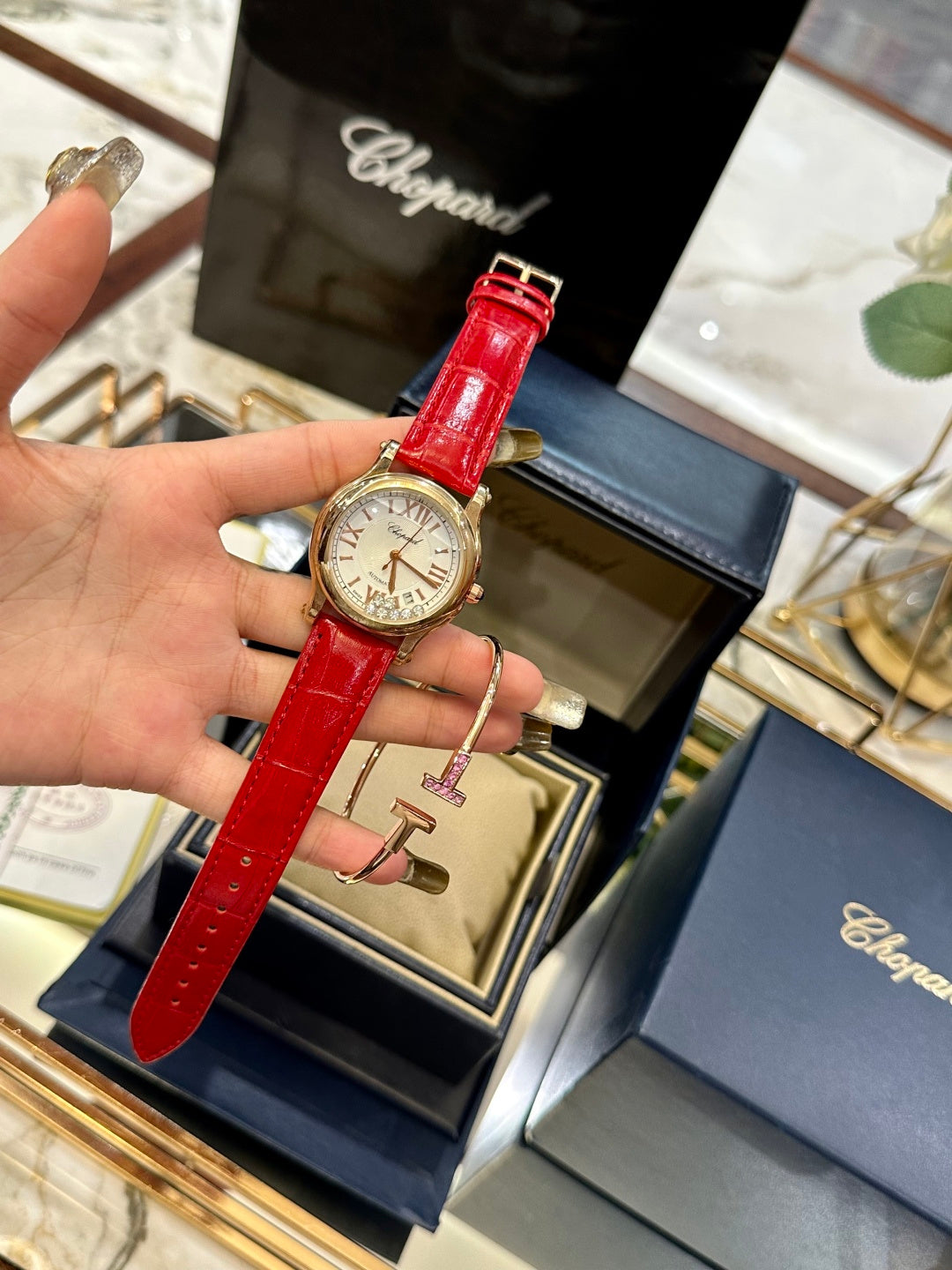 Imperiale Floating Diamonds Red Leather Watch Set