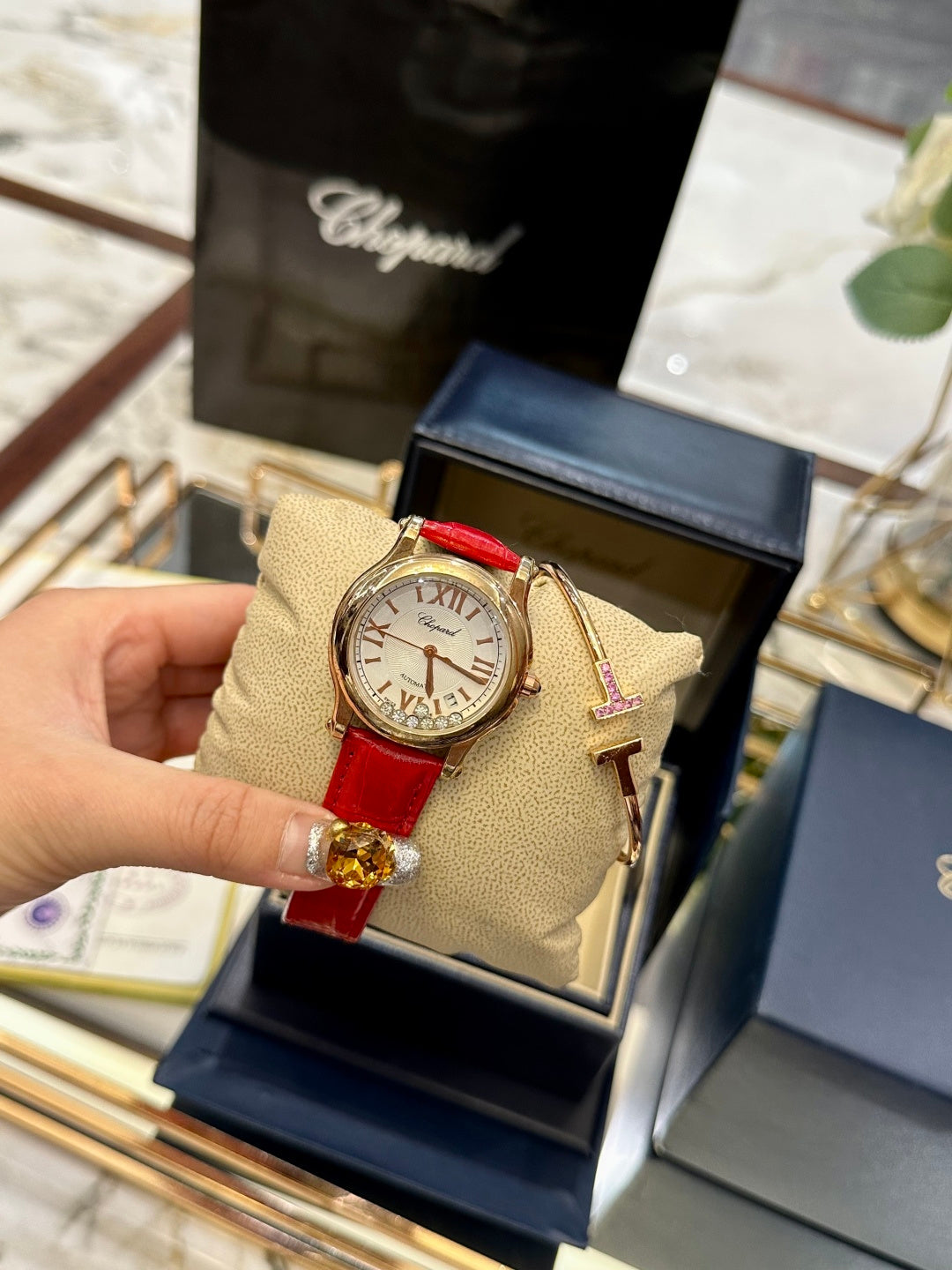 Imperiale Floating Diamonds Red Leather Watch Set