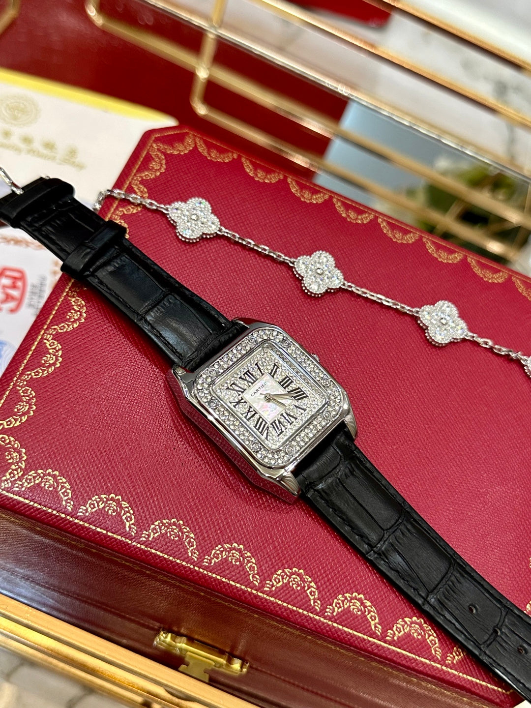 Diamond Bezel Leather Watch Set – Silver Edition