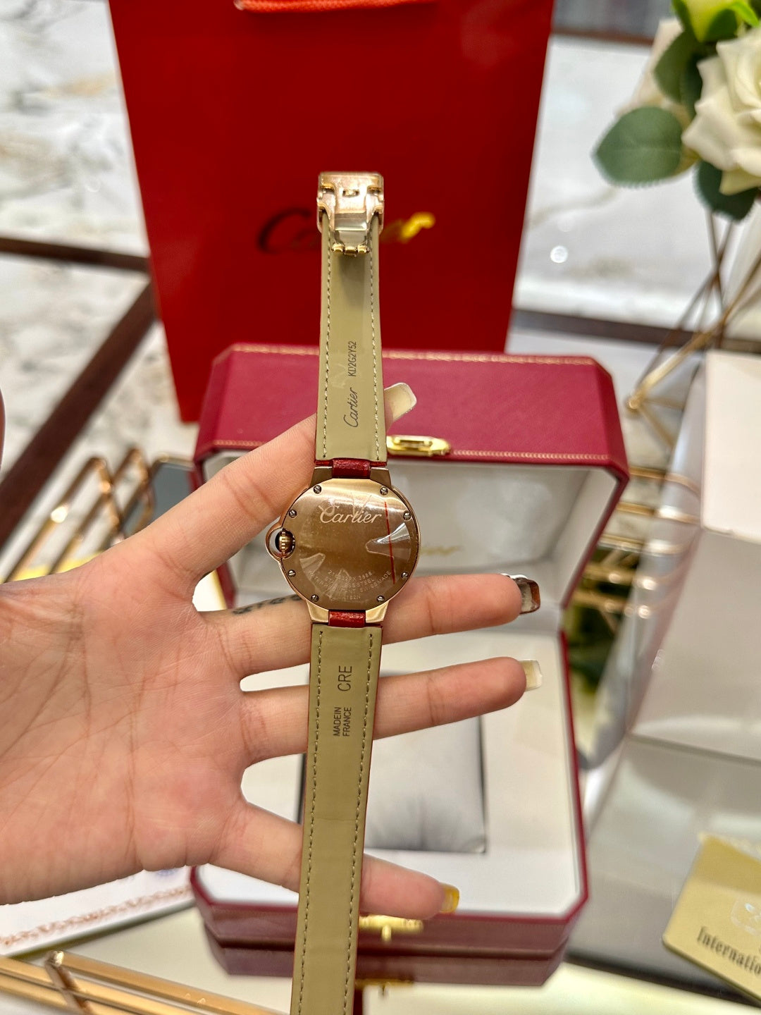 Luxury Balloon Leather Watch – Rose Gold Red Crocodile Strap