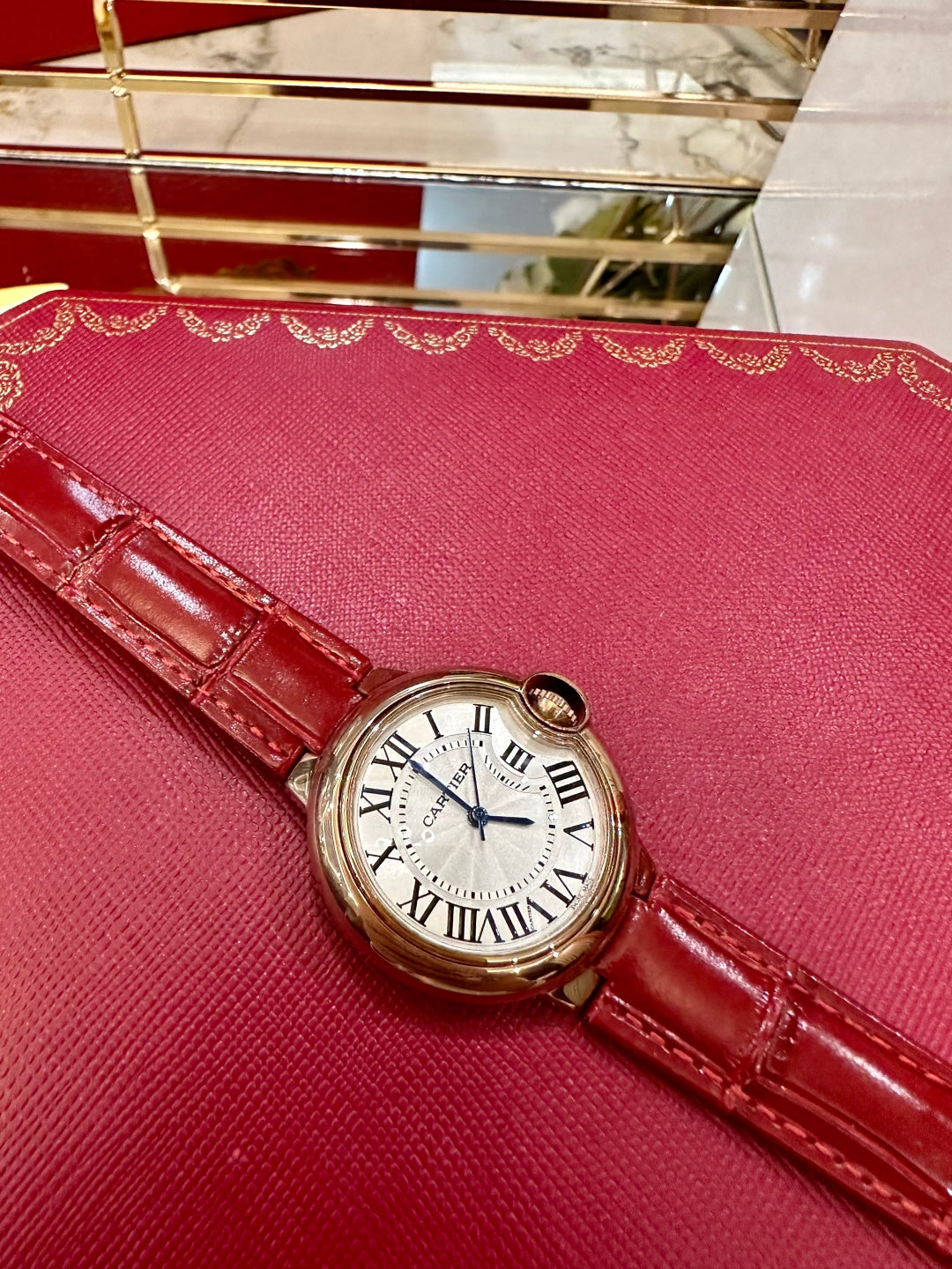 Luxury Balloon Leather Watch – Rose Gold Red Crocodile Strap