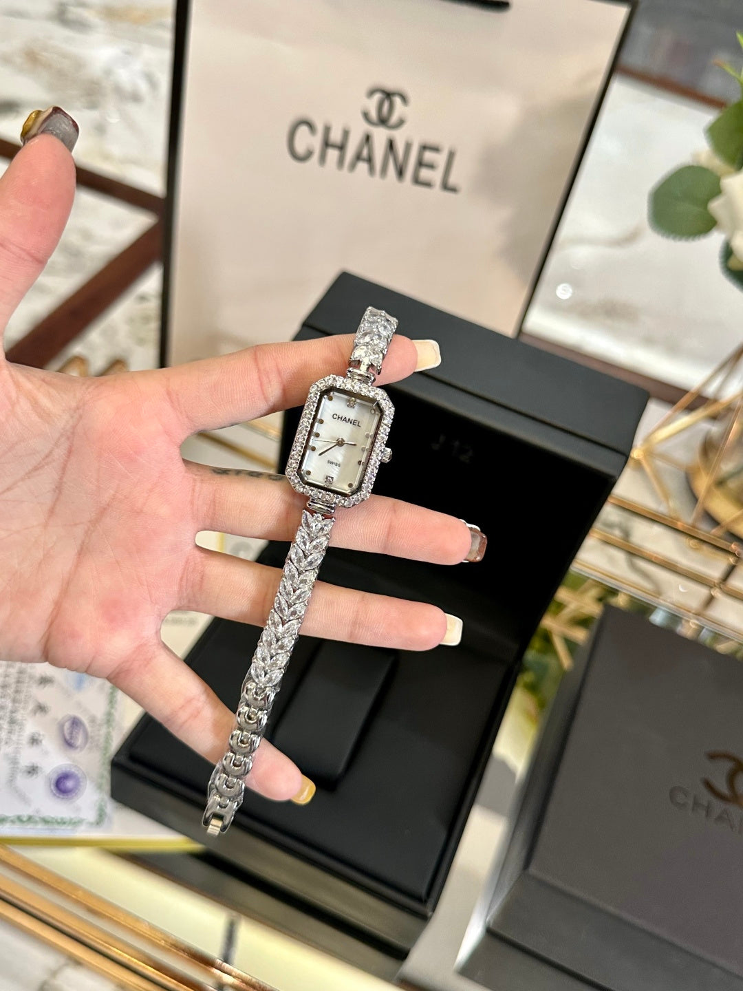 Luxury Diamond Première Bracelet Watch – Silver