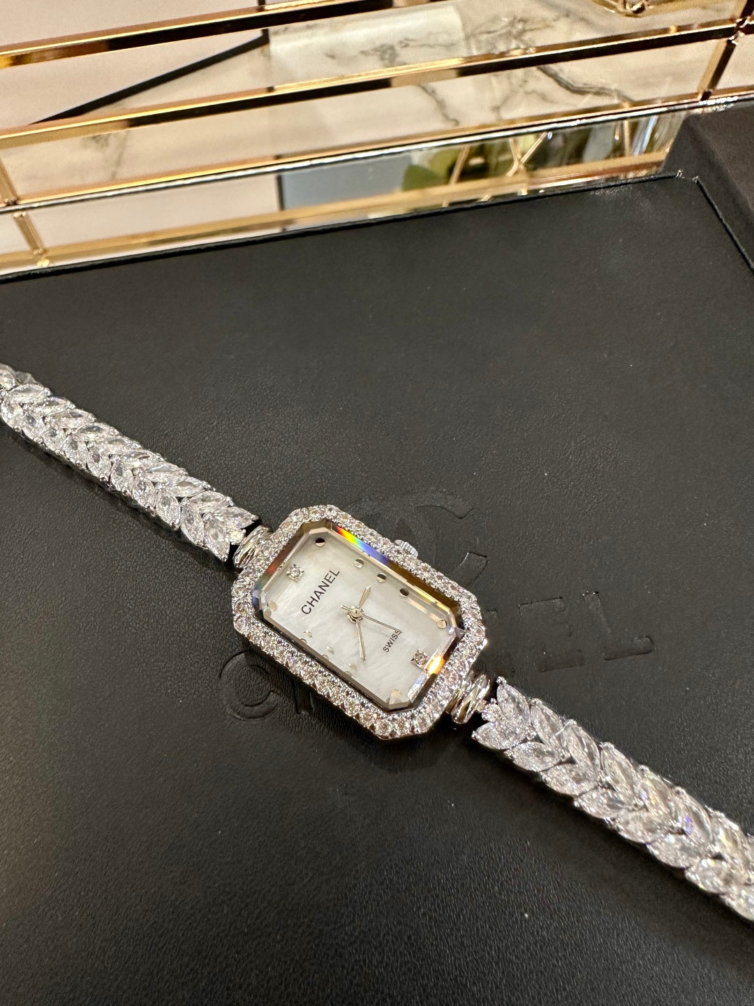 Luxury Diamond Première Bracelet Watch – Silver