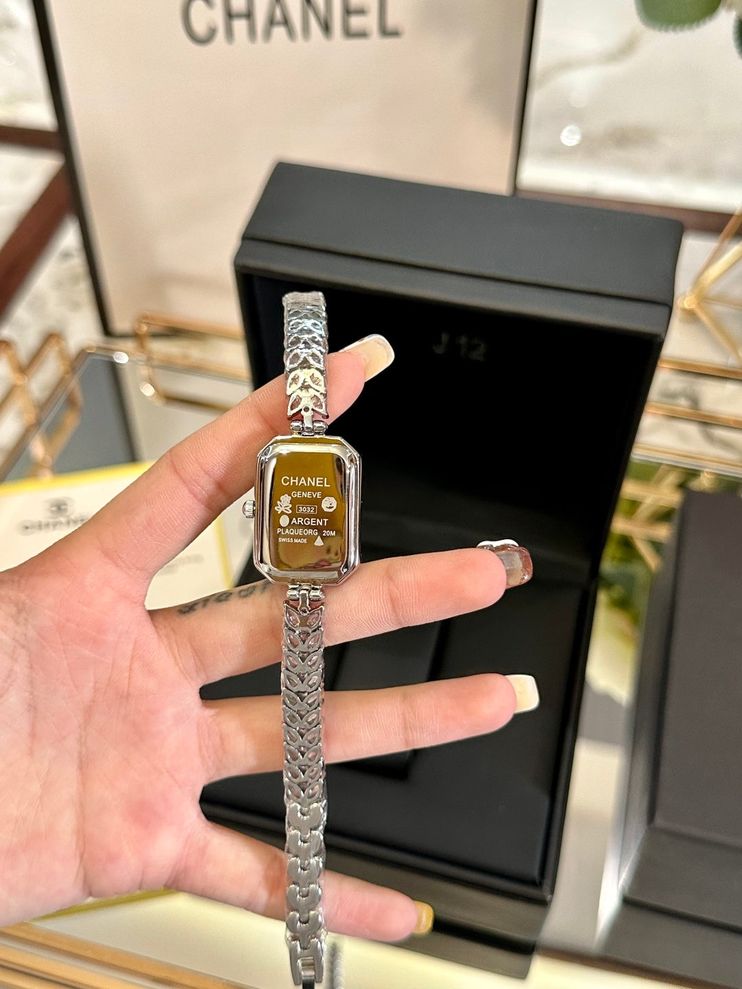Luxury Diamond Première Bracelet Watch – Silver