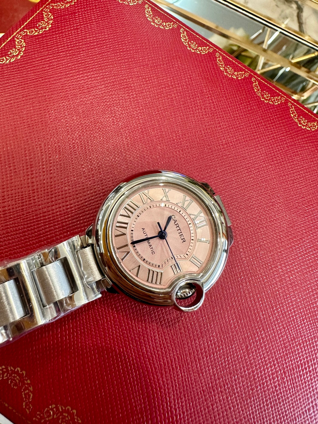 Classic Balloon Round Stainless Steel Watch – Pink Dial