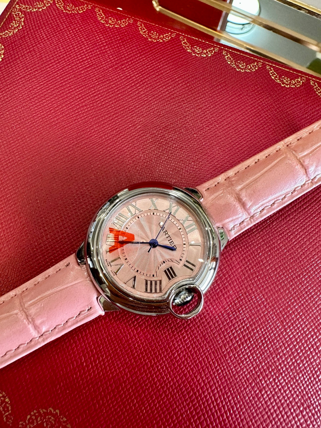 Pink Leather Luxury Watch – Silver Edition