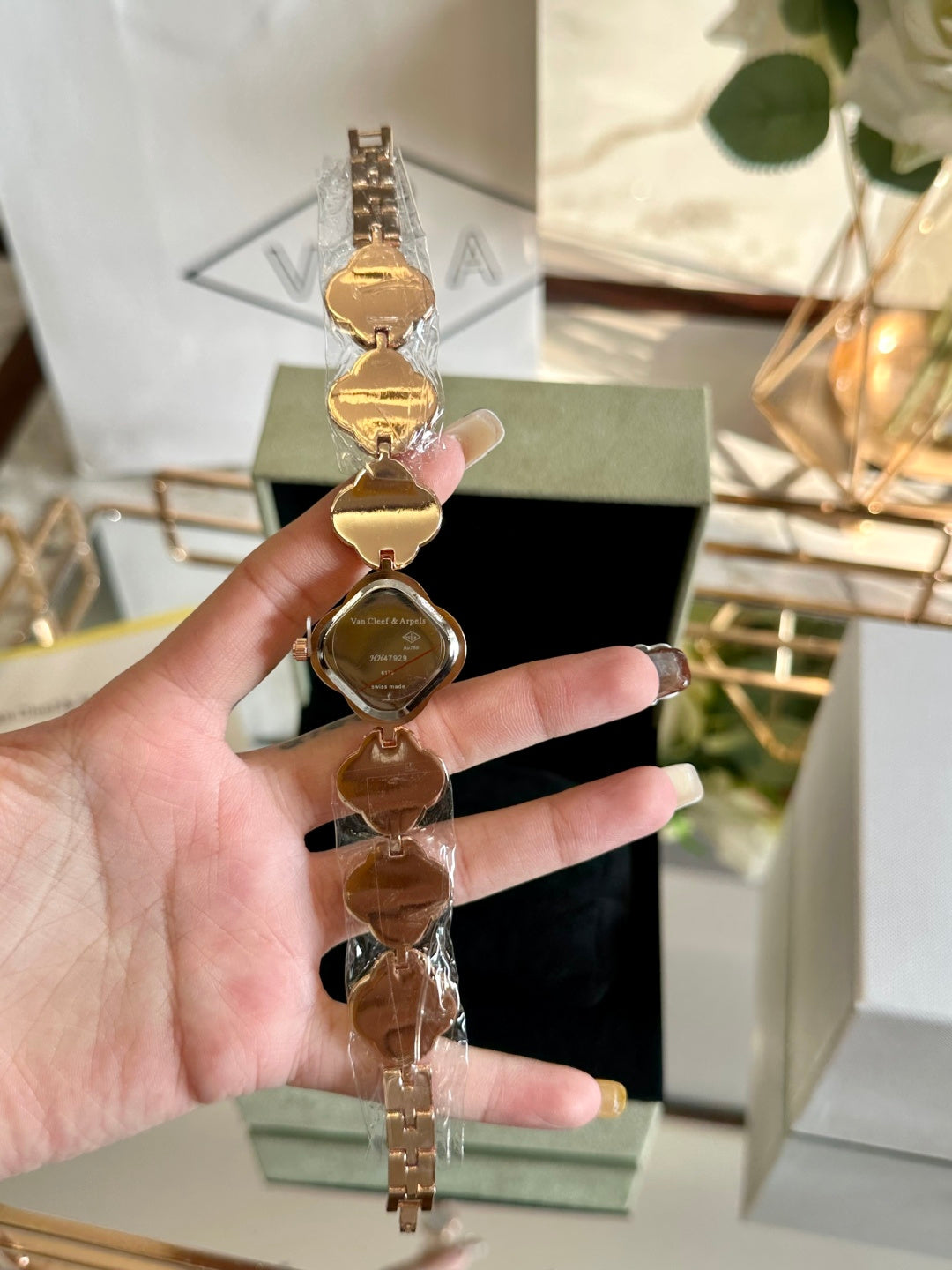 Van Cleef Gold Bracelet Watch – Mother-of-Pearl Dial
