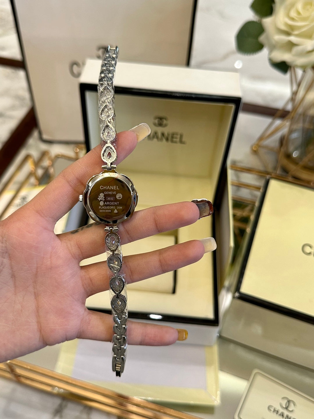 Ch-Inspired Bloom Crystal Watch