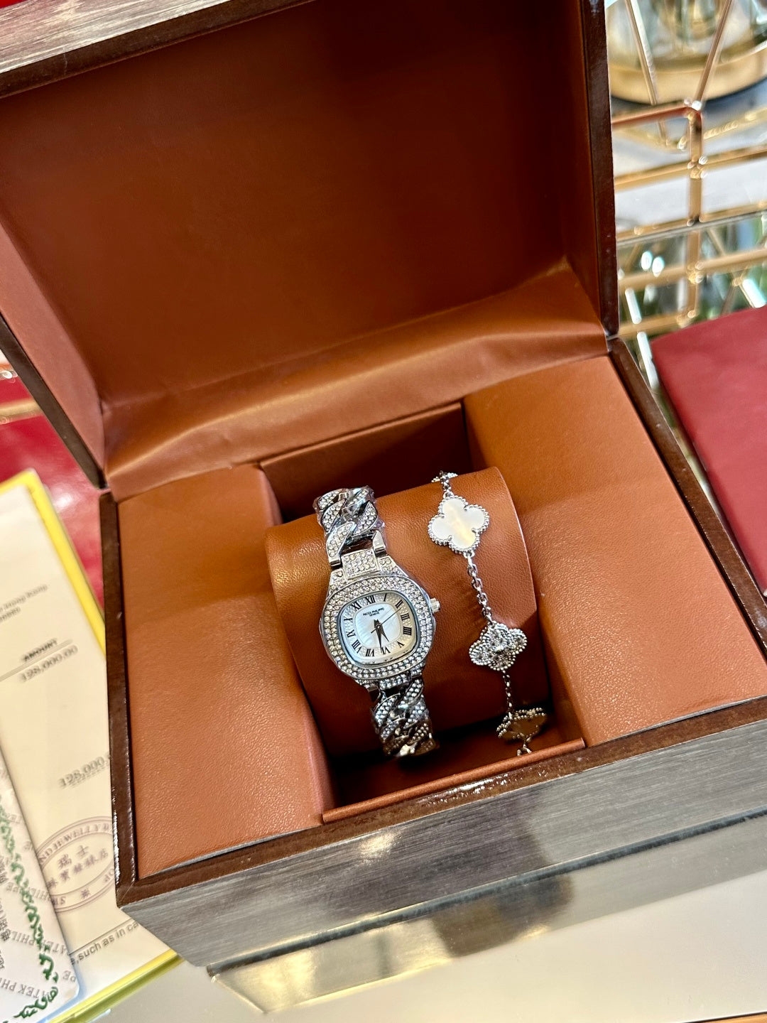 Luxury Crystal Watch & Clover Bracelet Set – Silver Edition
