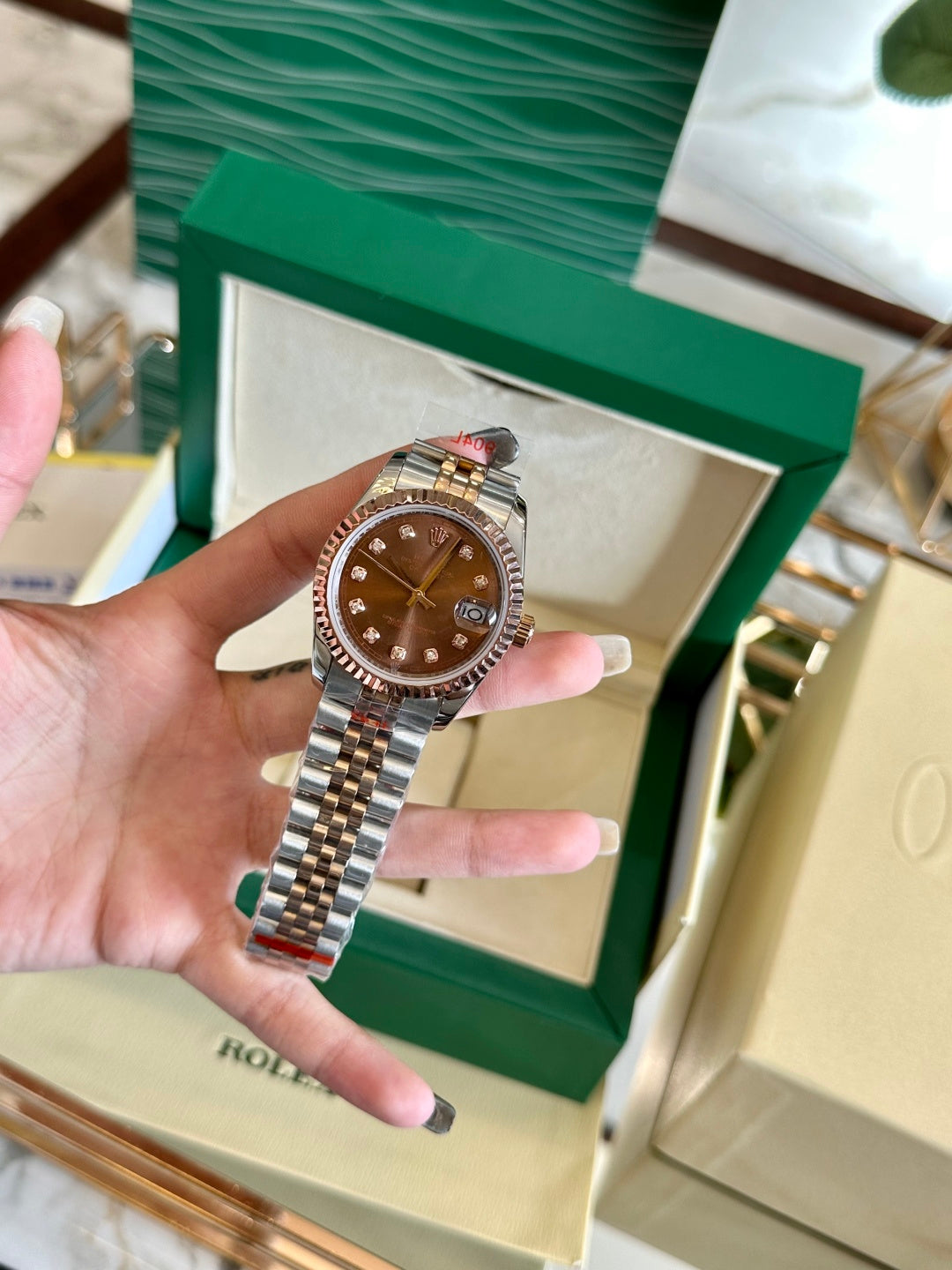 Luxury Two-Tone Jubilee Diamond Date Watch – Brown Dial
