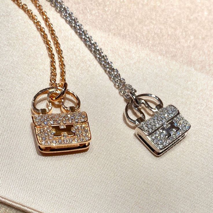 Amulettes Kelly Pendant