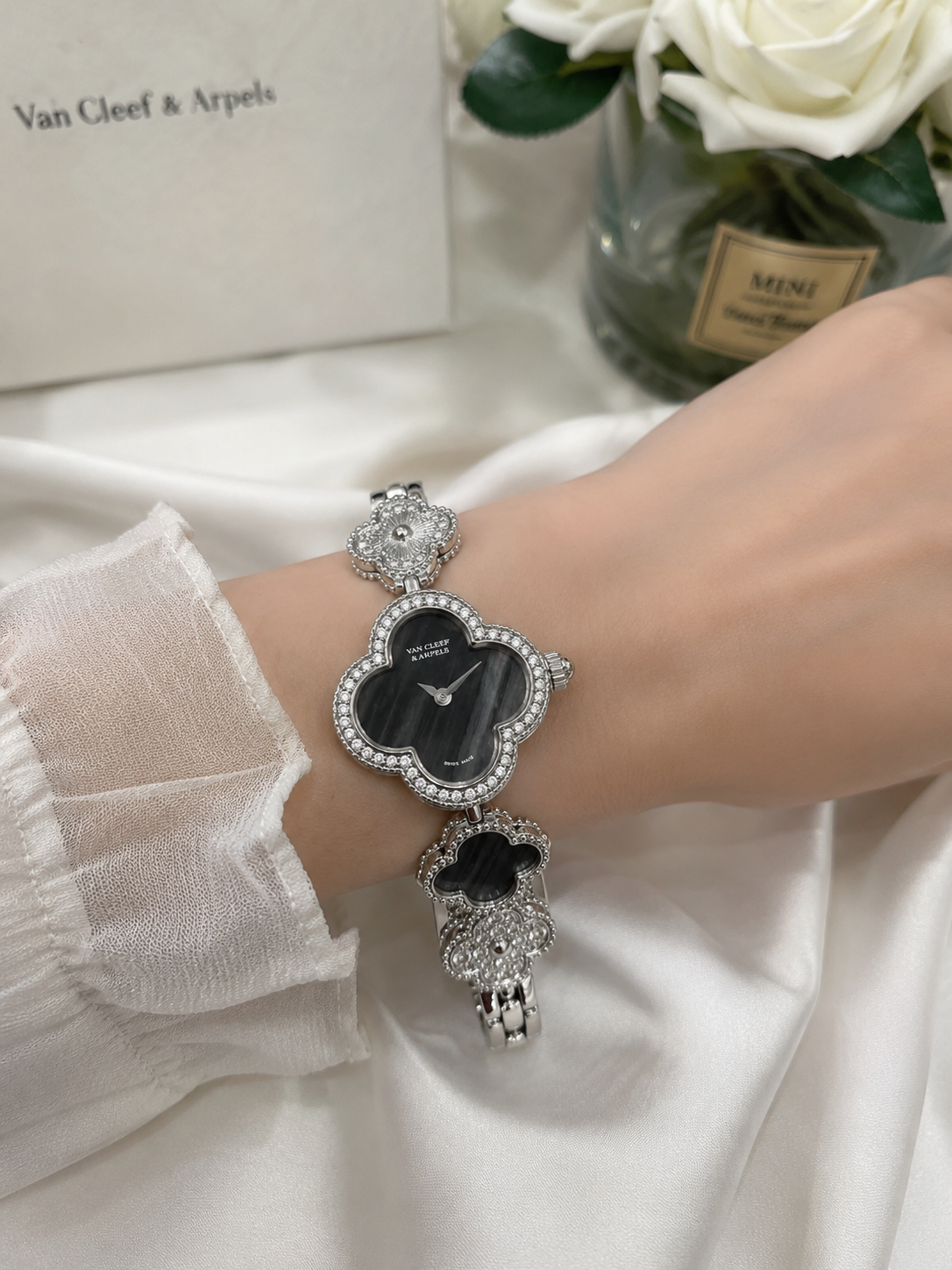 Van Cleef Watch – Black Mother-of-Pearl Dial
