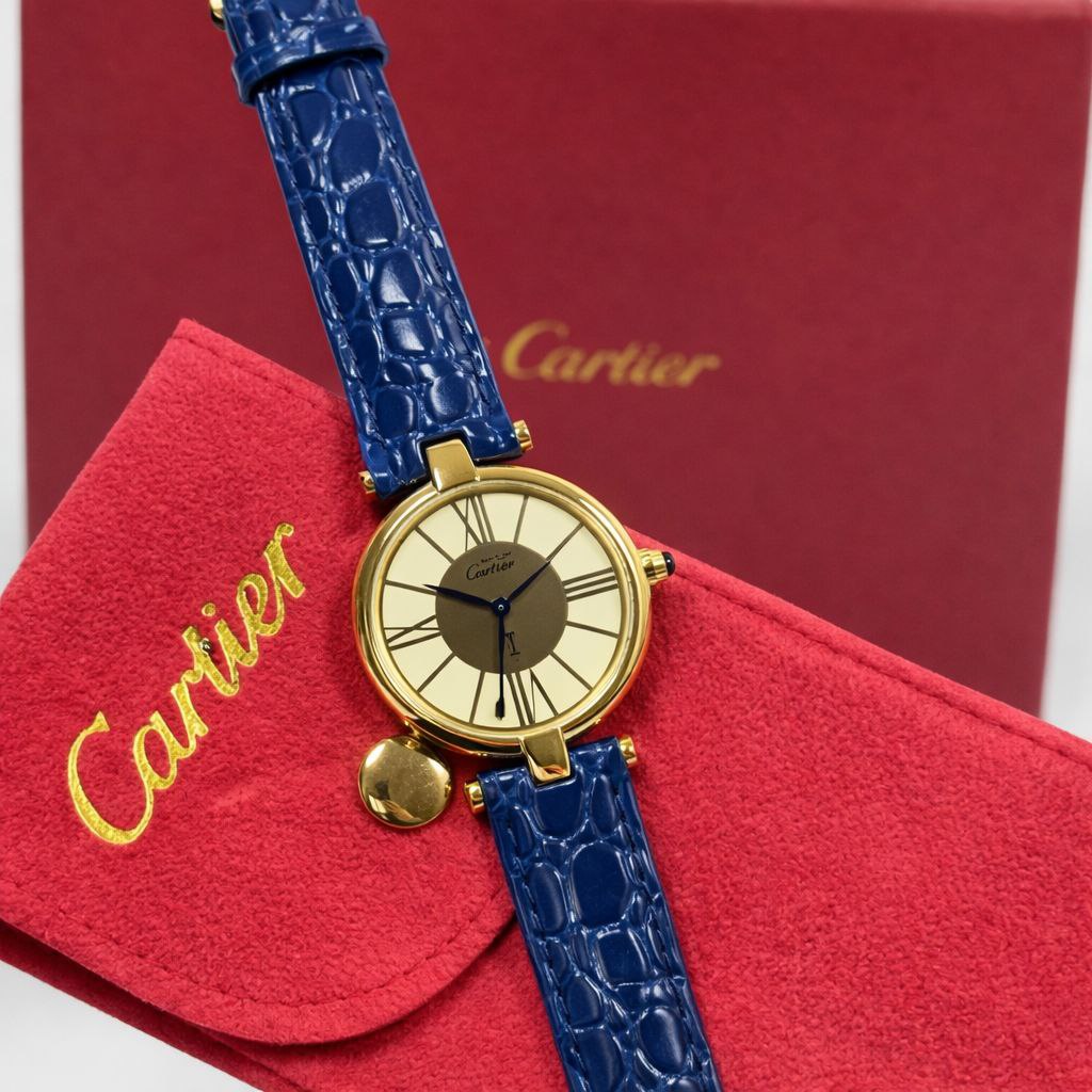 Luxury Round Classic Watch – Elegant Leather Strap | Premium Designer Style Timepiece for Women