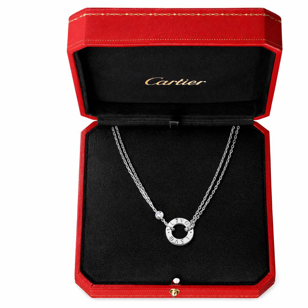 Classic Love Circle Pendant Necklace