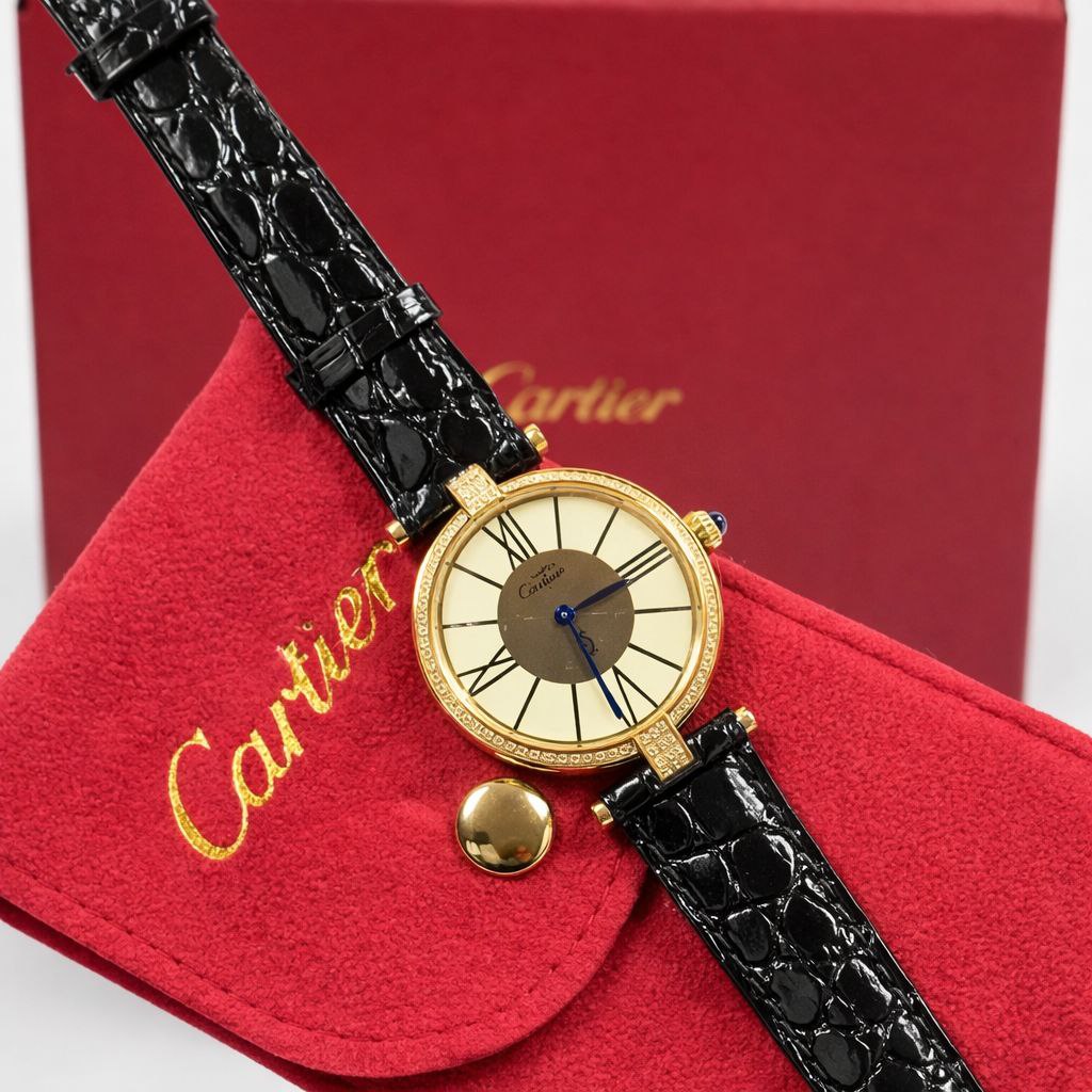 Luxury Round Classic Watch – Elegant Leather Strap | Premium Designer Style Timepiece for Women