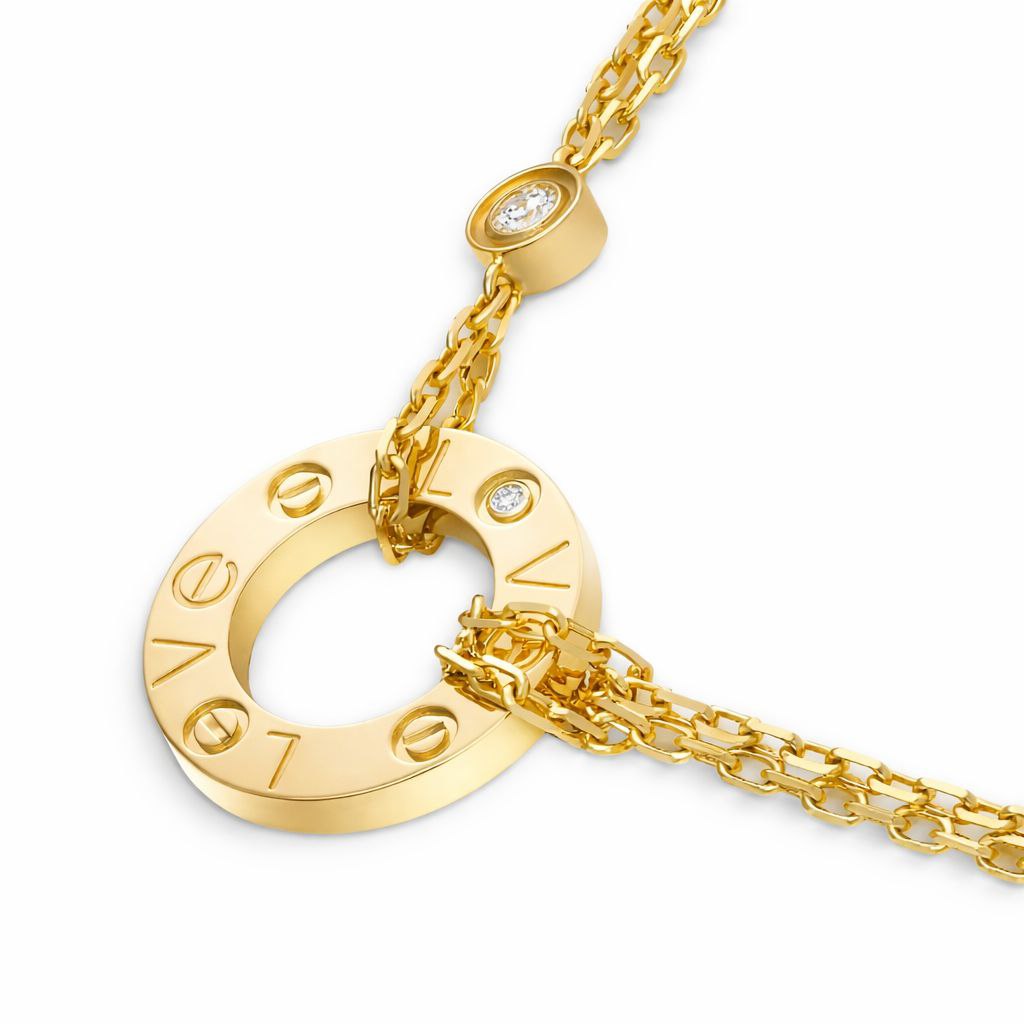 Classic Love Circle Pendant Necklace